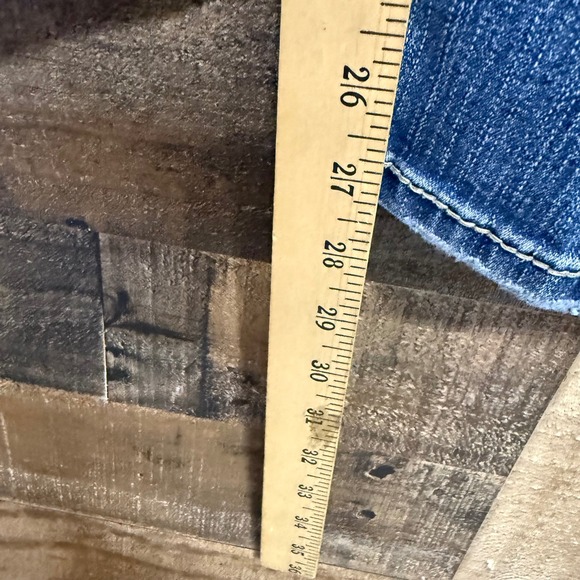 Silver Jeans Tuesday 16 1/2 Bootcut Low Rise Denim Jeans Women's 8 Petite - Picture 3 of 9